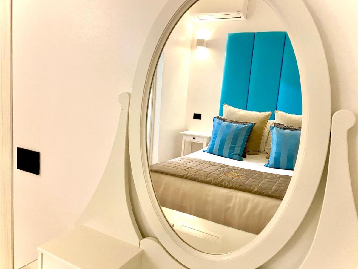 Palace Fontana Di Trevi Loft Рим Екстериор снимка