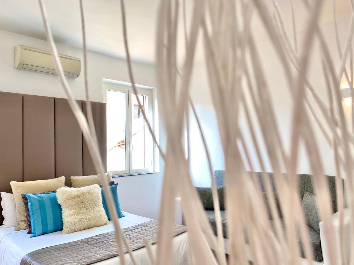Palace Fontana Di Trevi Loft Рим Екстериор снимка