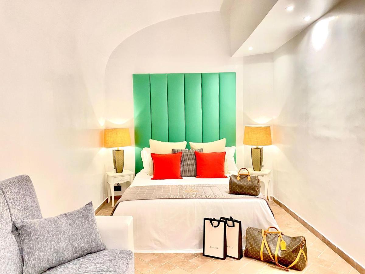 Palace Fontana Di Trevi Loft Рим Екстериор снимка
